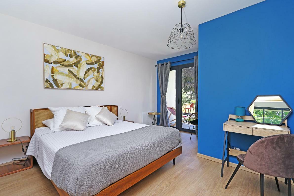 L Esprit Du Clain Chambres D Hotes Bandb De Standing Proches Du Futuroscope Golf Et Lac De St Cyr Naintre Екстериор снимка